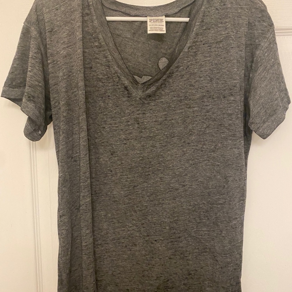 pink v neck tee